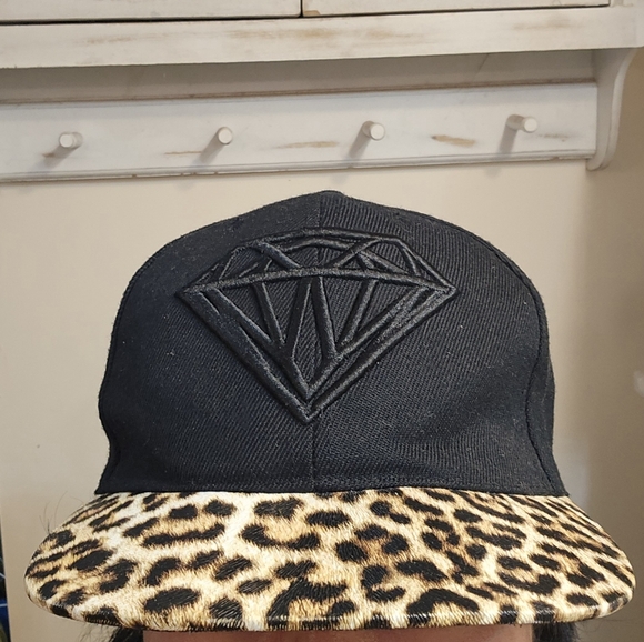 3 for $20☢️Ball cap, Lovers of Hip-hop black leopard  snapback cap, diamond logo - Picture 1 of 7